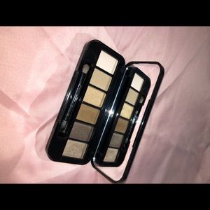 Buxom May Contain Nudity Eyeshadow Pallete